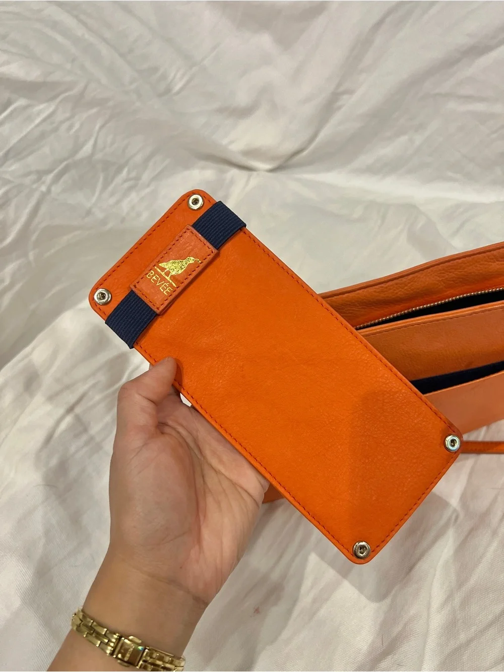 rare BEVEE Orange Pebbled Leather Convertible Clutch Crossbody‎ Wallet Chain Bag